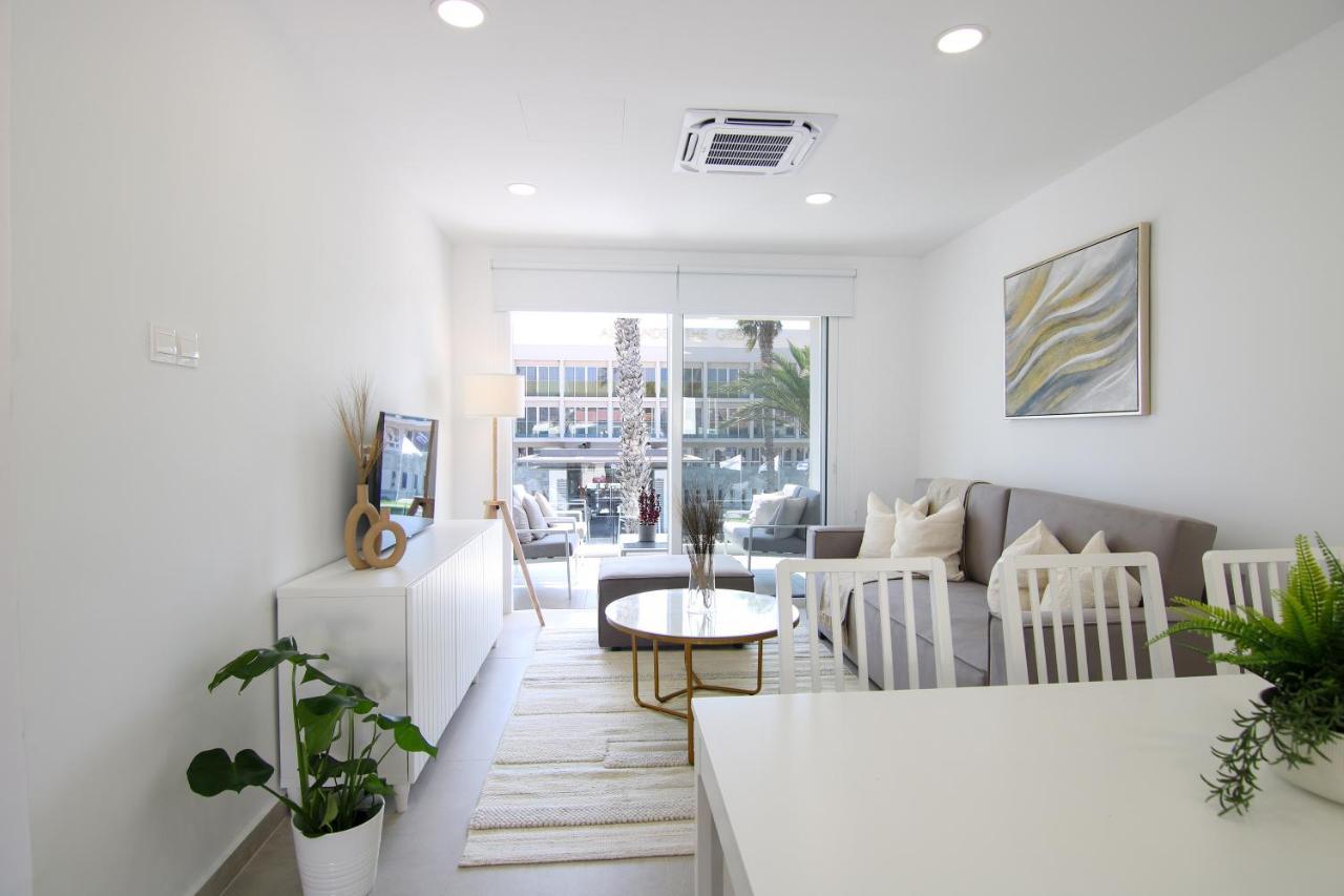 דירות Paphos Phaedrus Living: Seaview Luxury Flat Limnaria 114 מראה חיצוני תמונה